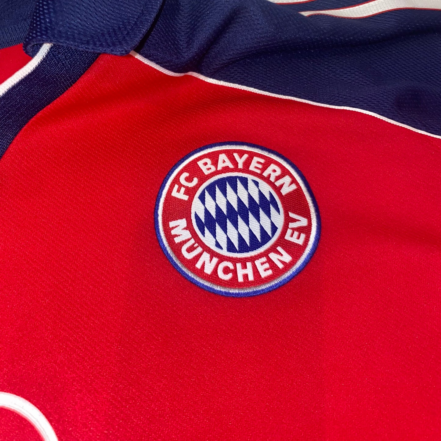 Camiseta retro Bayern Múnich 99/00 local