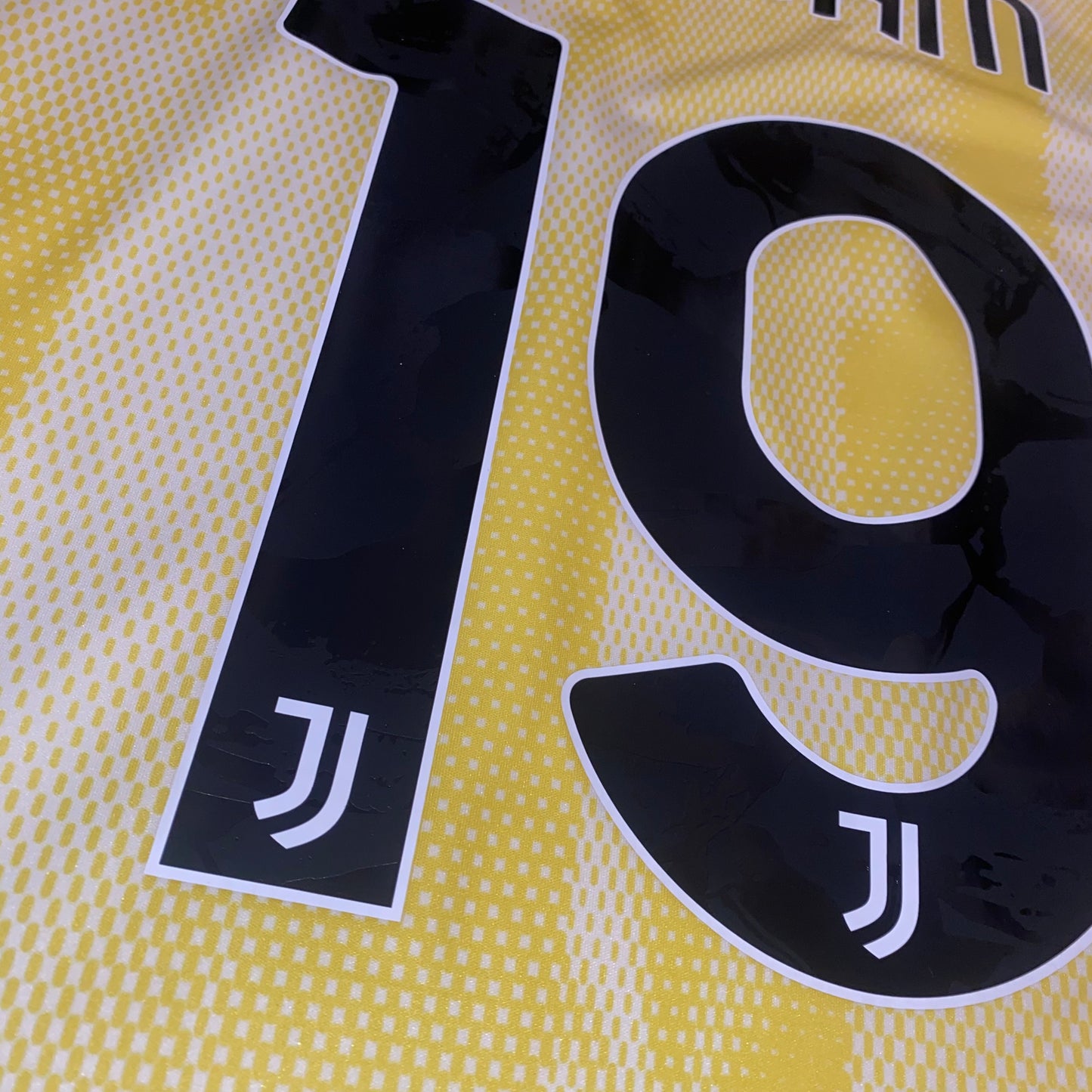 Camiseta Juventus 24/25 Thuram visitante