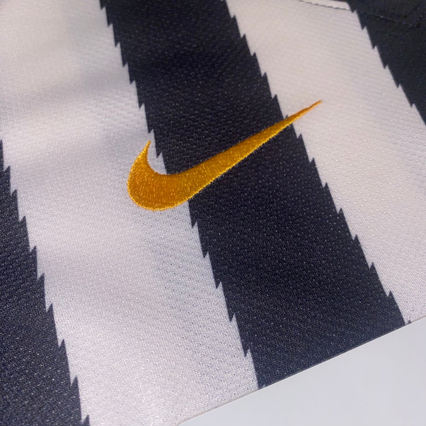 Camiseta Juventus 10/11 local niño