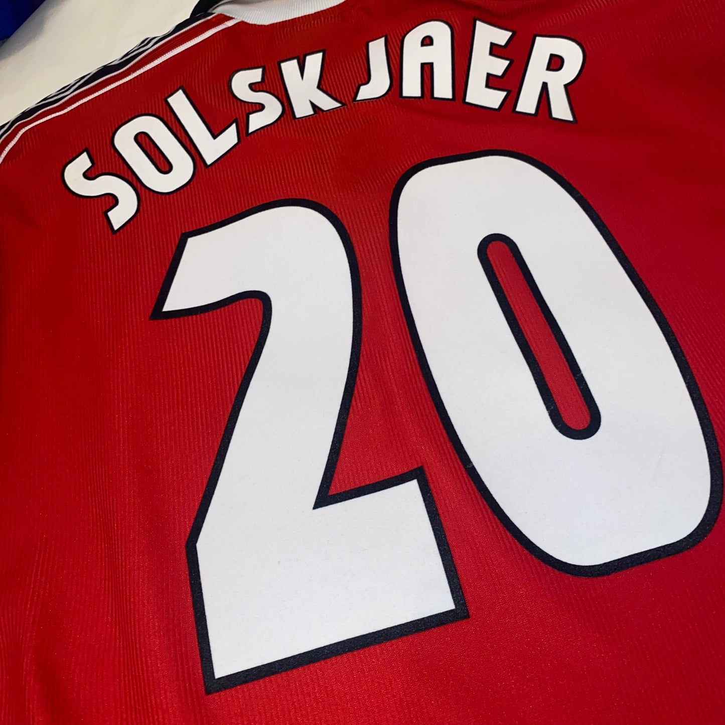 Camiseta retro Manchester United 98/00 Solskjaer local