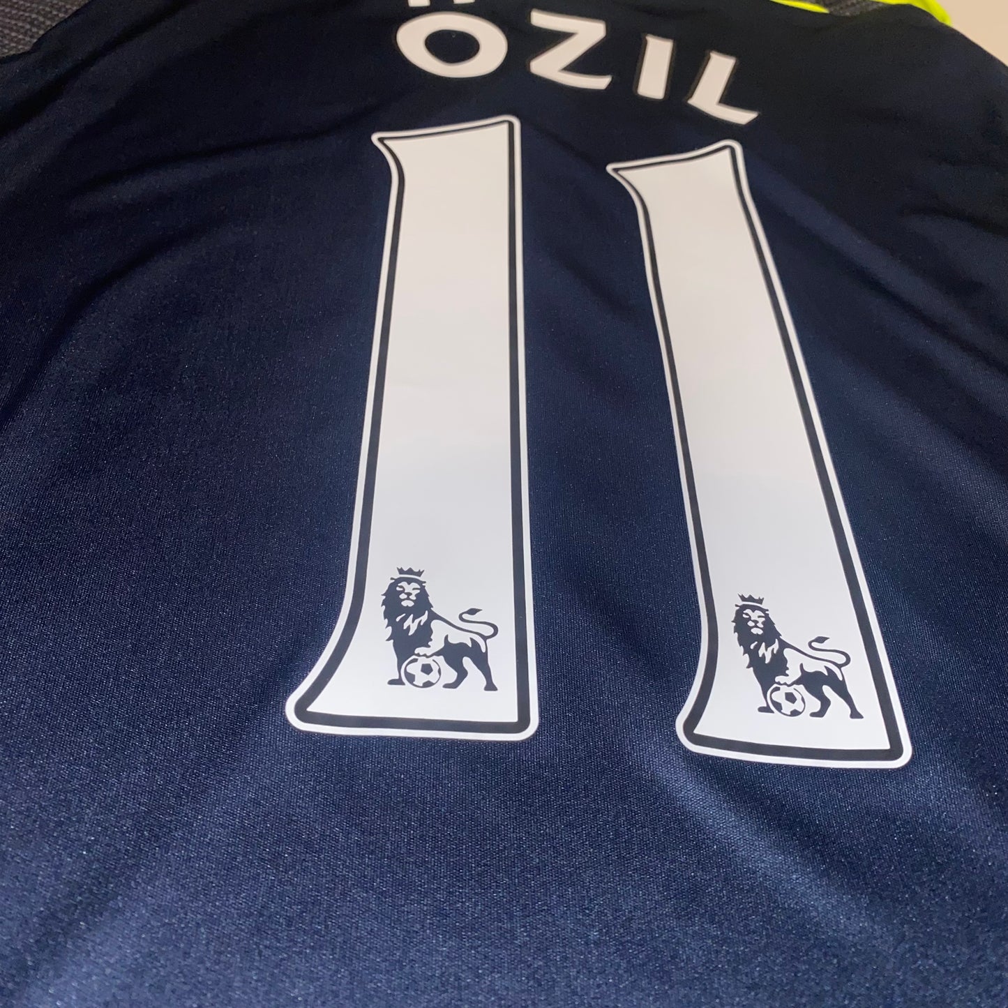 Camiseta Arsenal 16/17 Ozil alternativa