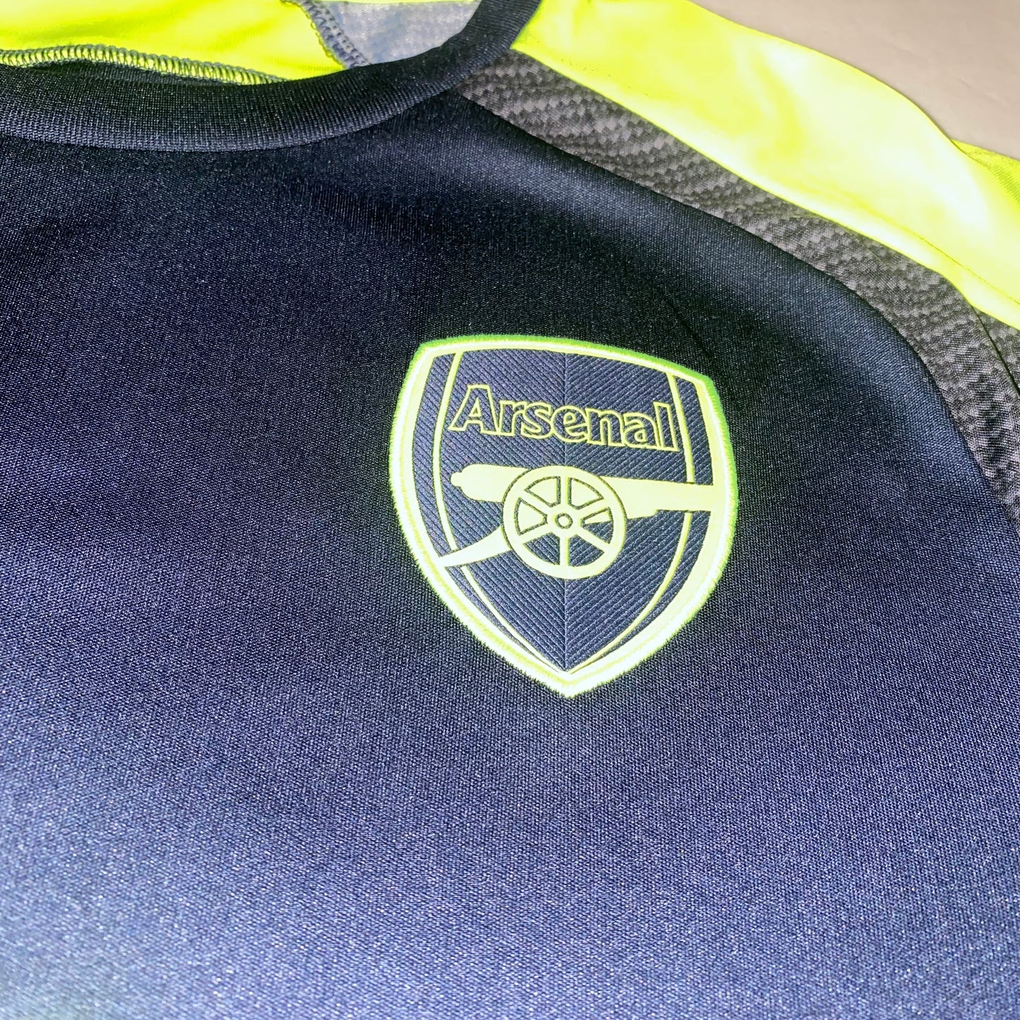 Camiseta Arsenal 16/17 Ozil alternativa