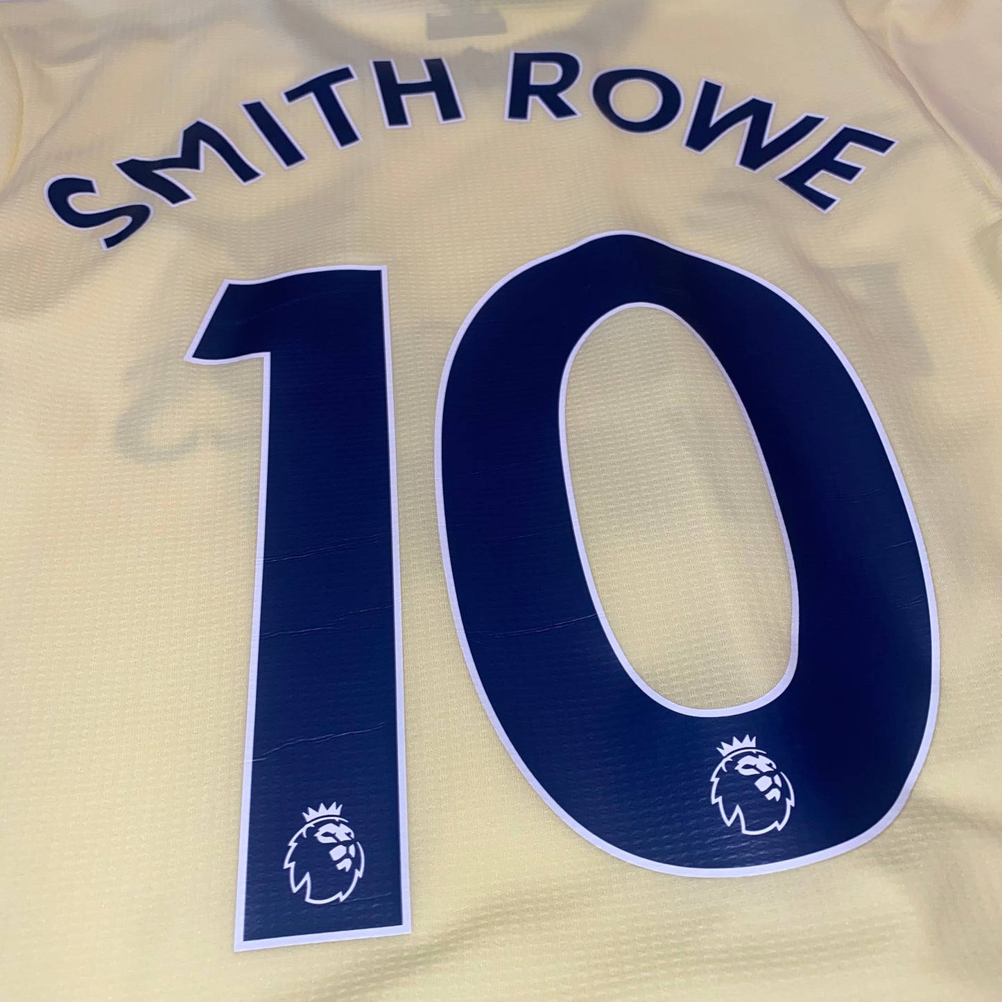 Camiseta Arsenal 21/22 Smith Rowe visitante