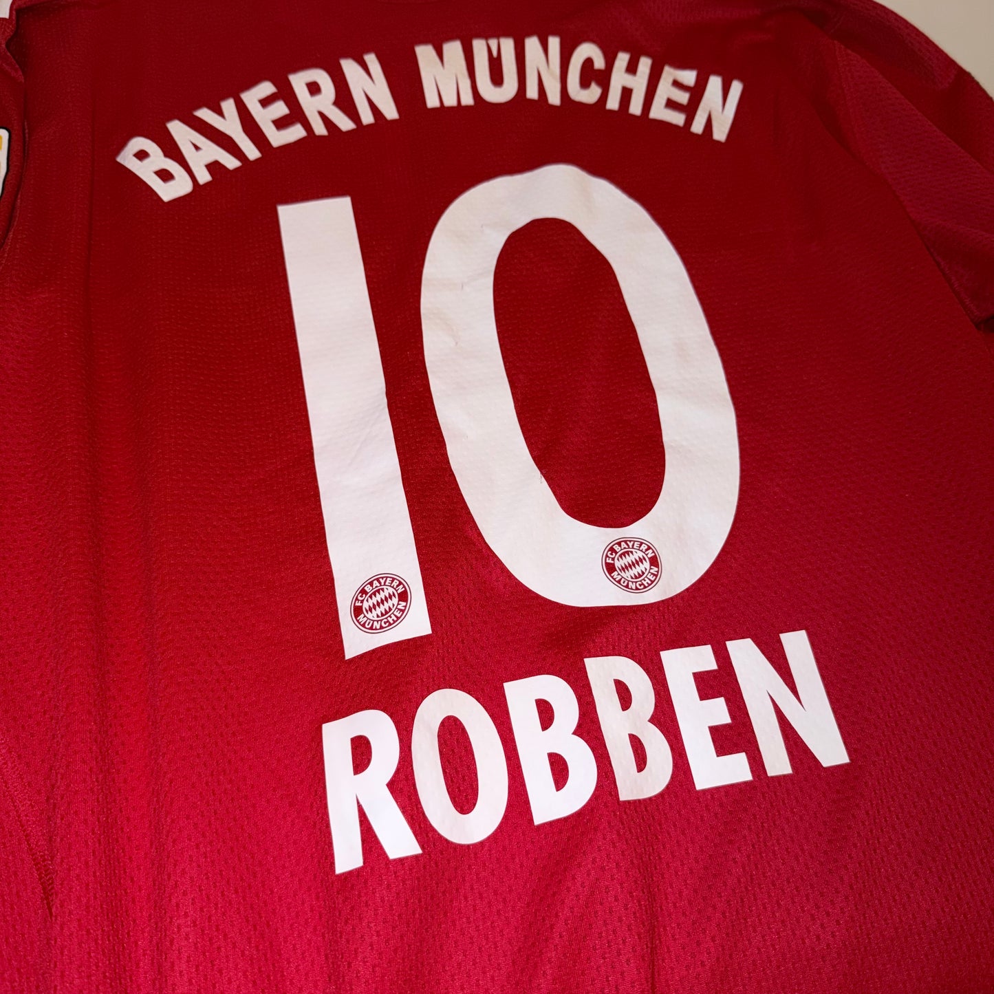 Bayern Munich 09/10 Local #10 Robben L