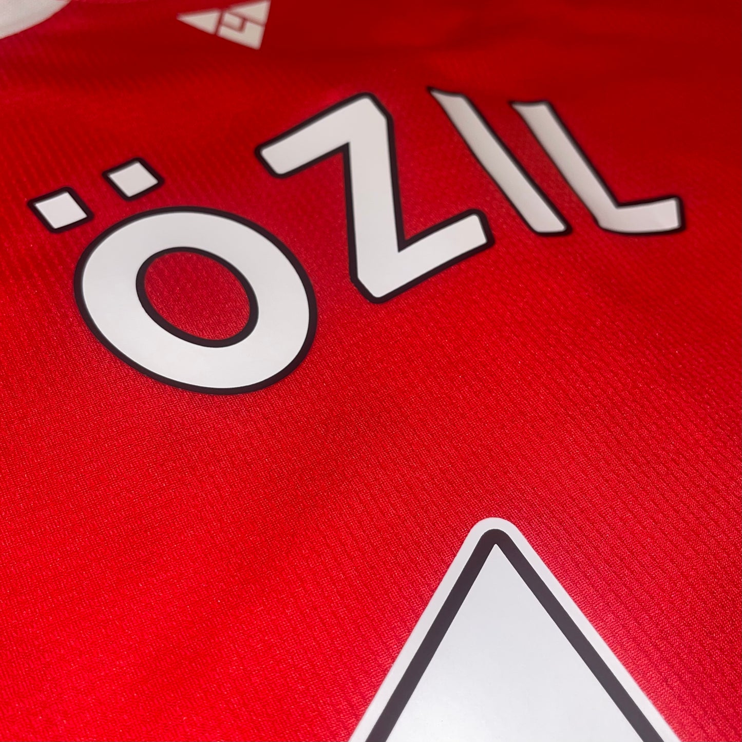 Arsenal 15/16 Local #11 Ozil M