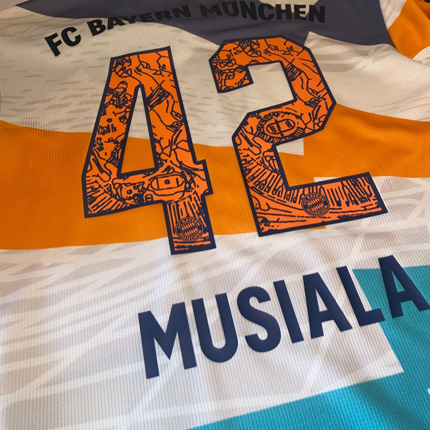 Bayern Munich 22/23 Alternativa #42 Musiala M