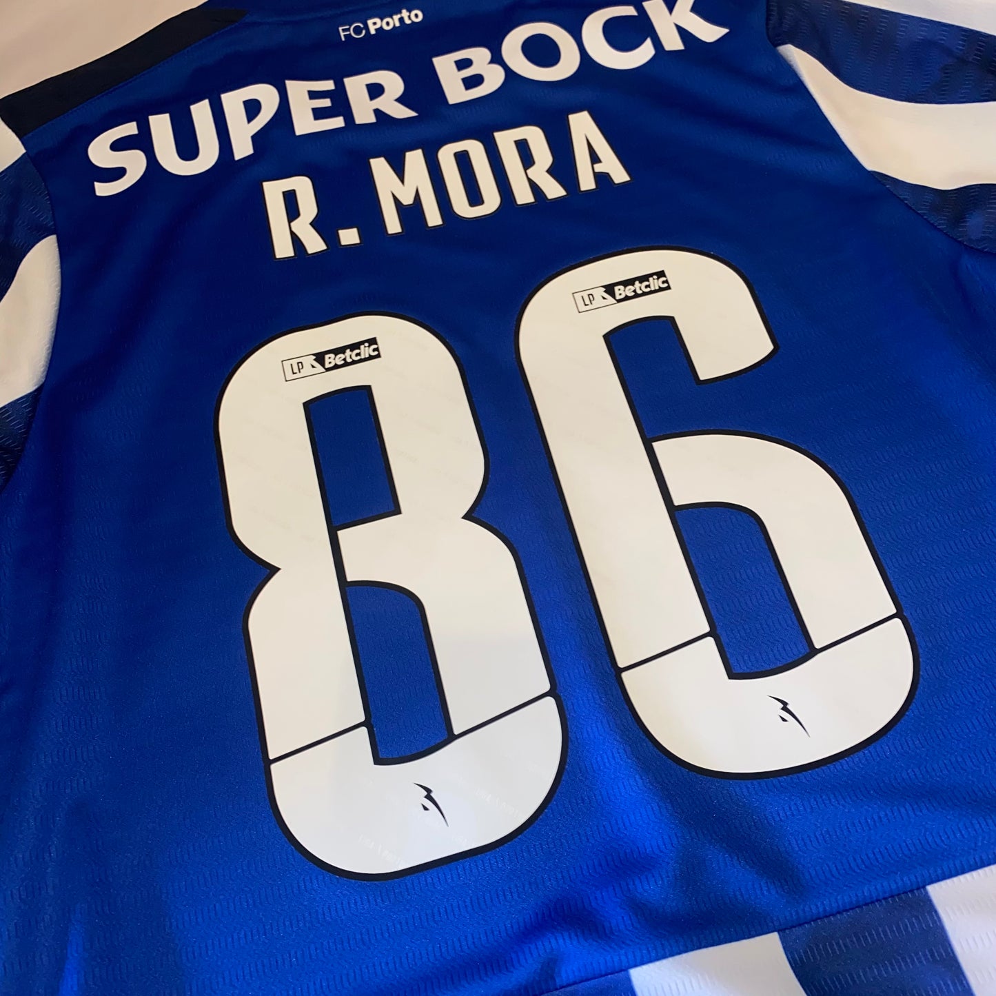 Porto 24/25 Local #86 R.Mora M