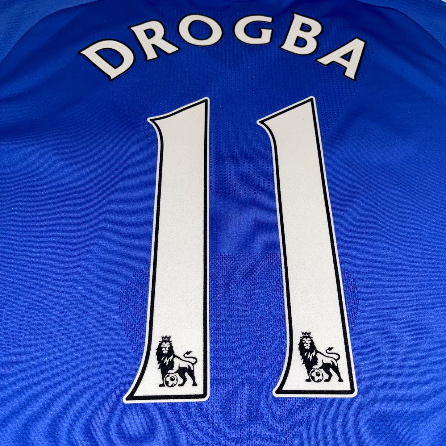 Chelsea 10/11 Local #11 Drogba L