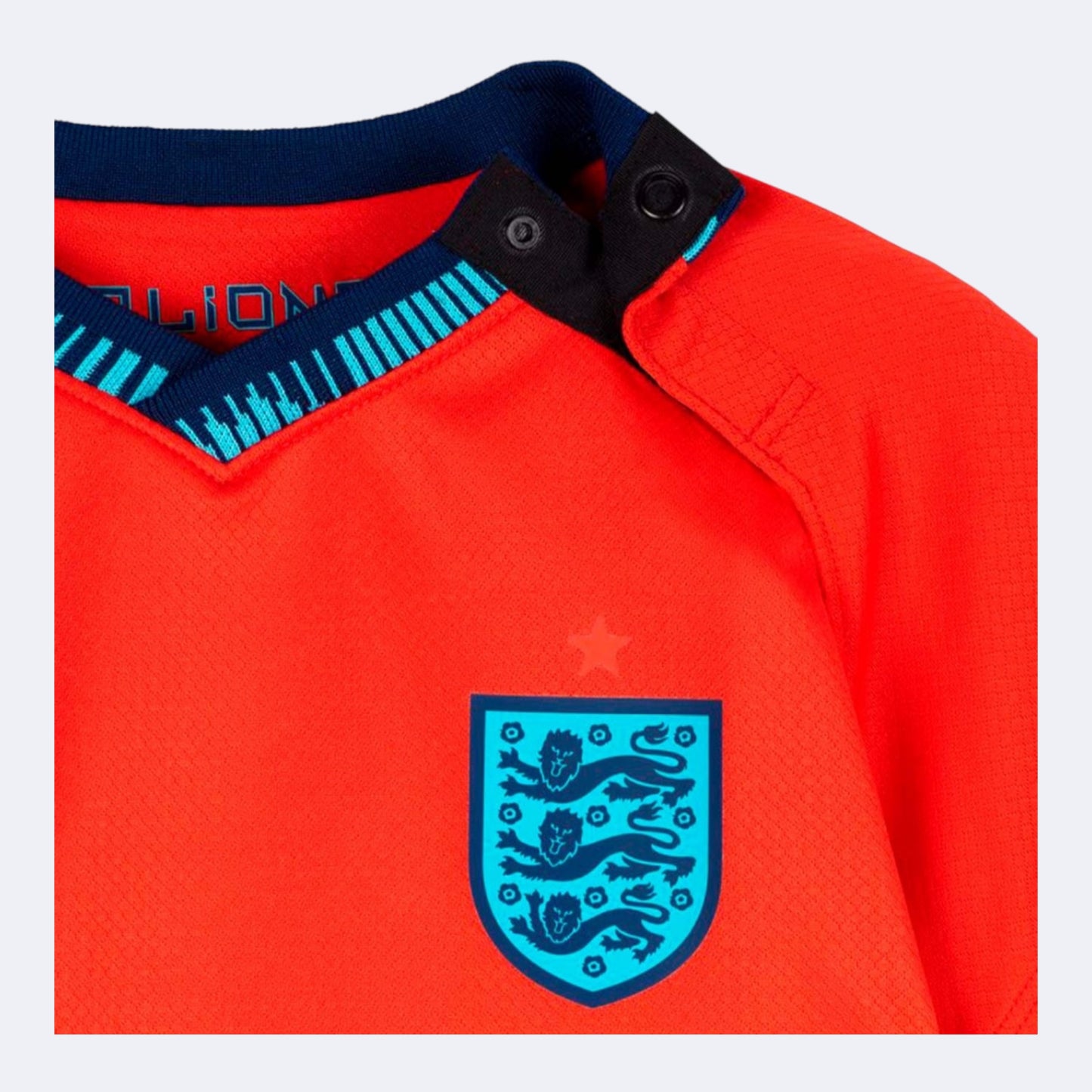 Inglaterra 2022 Visitante 24-36 Meses