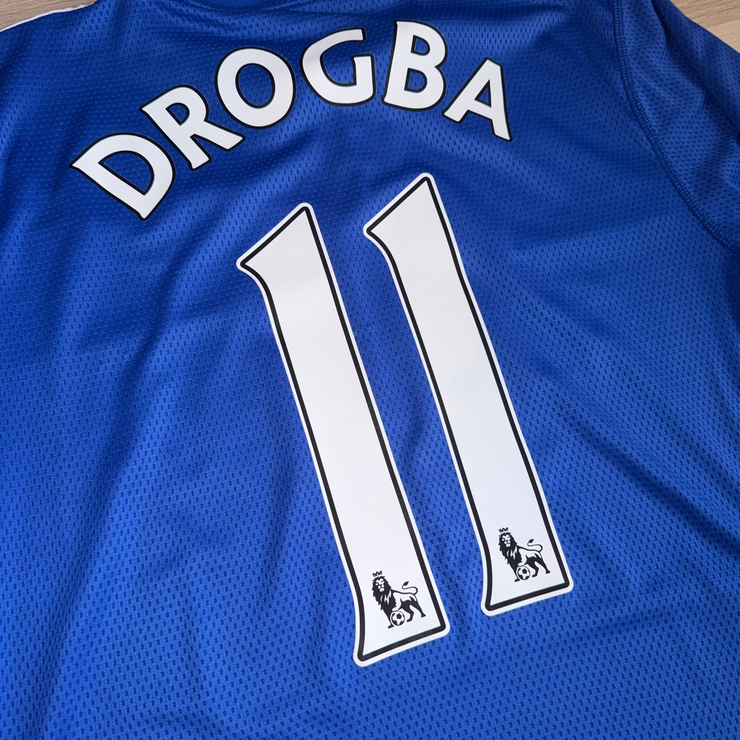 Chelsea 09/10 Local #11 Drogba M