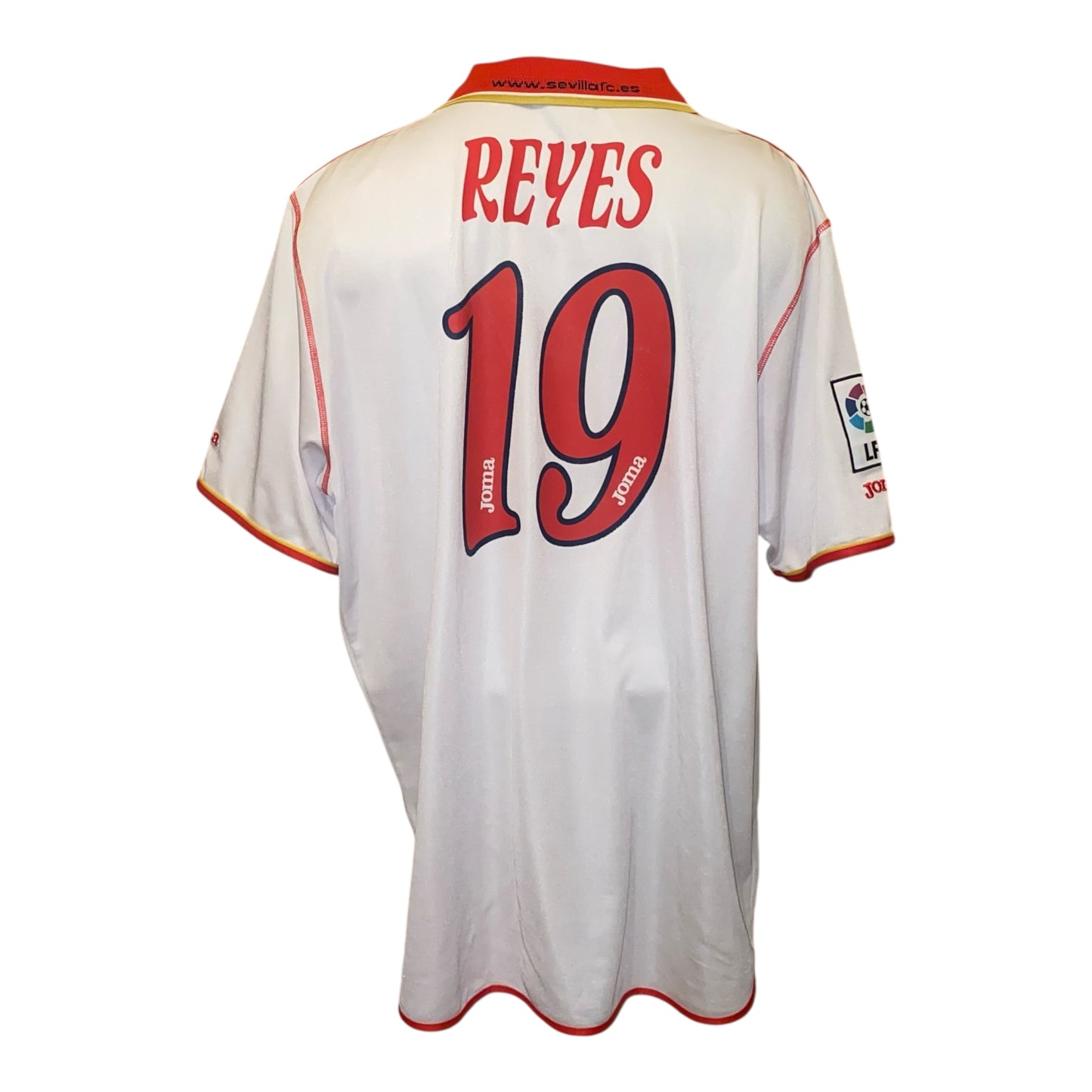 Sevilla 02/03 Local #19 Reyes XL