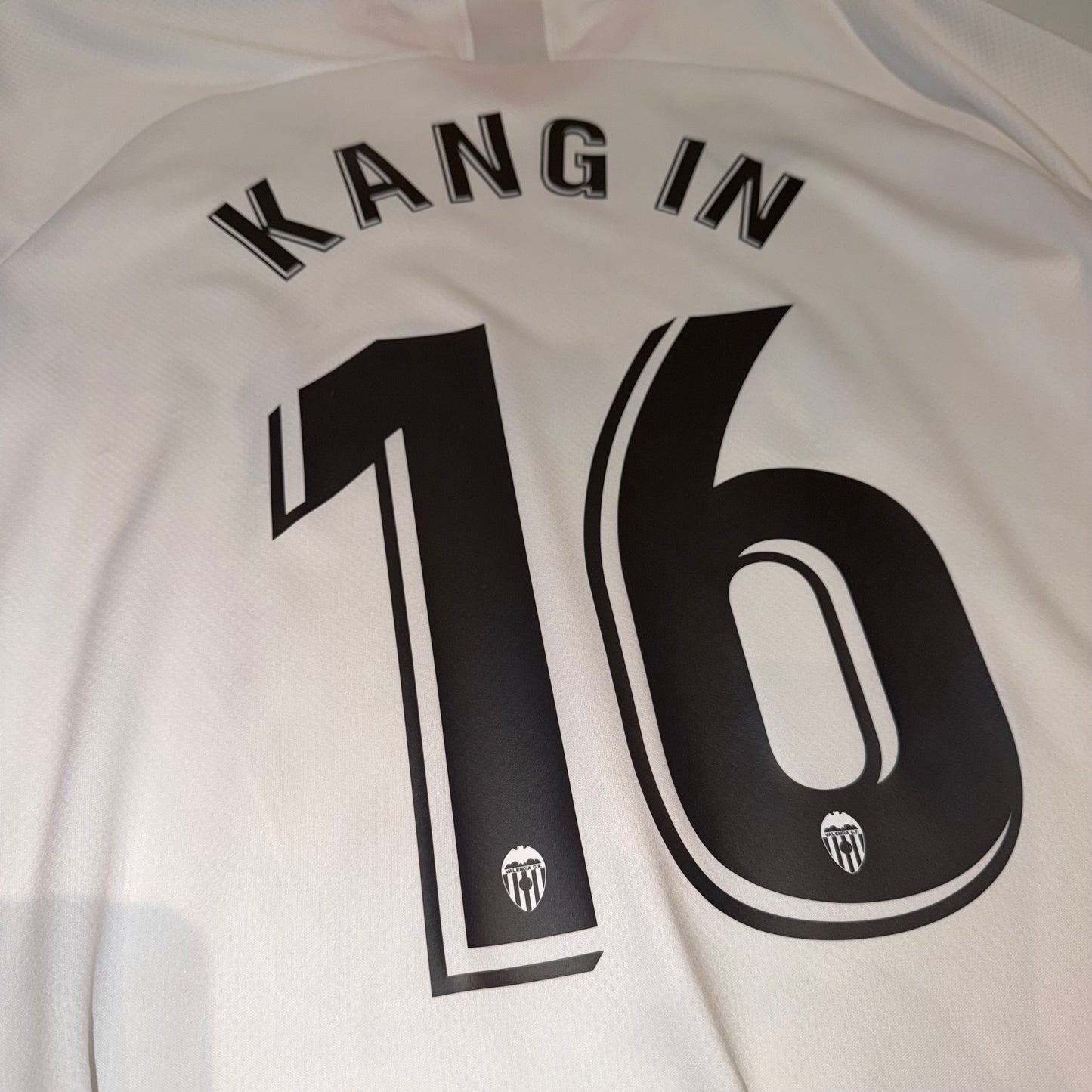 Valencia 19/20 Local #16 Kang In L