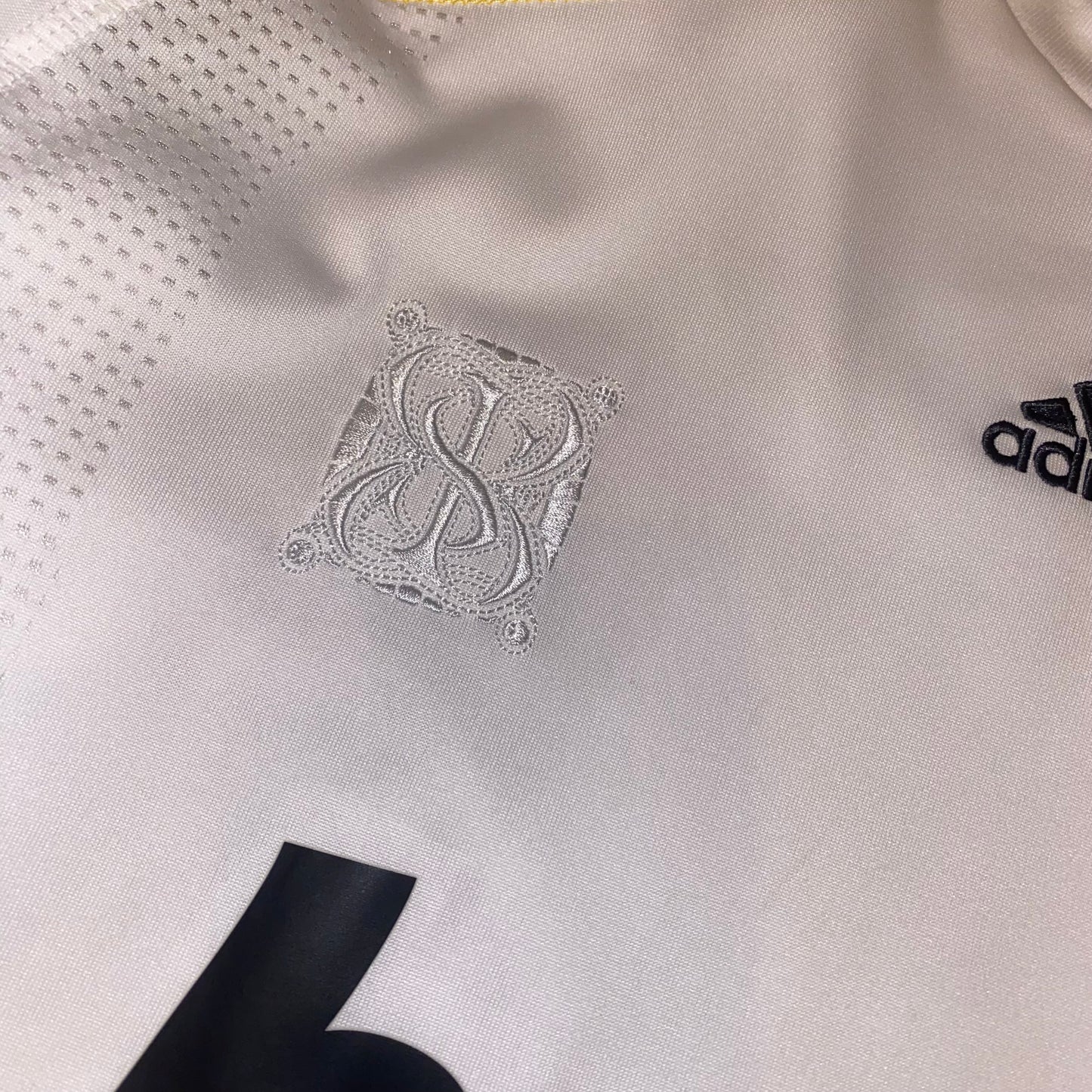 Real Madrid 09/10 local #8 Kaká L