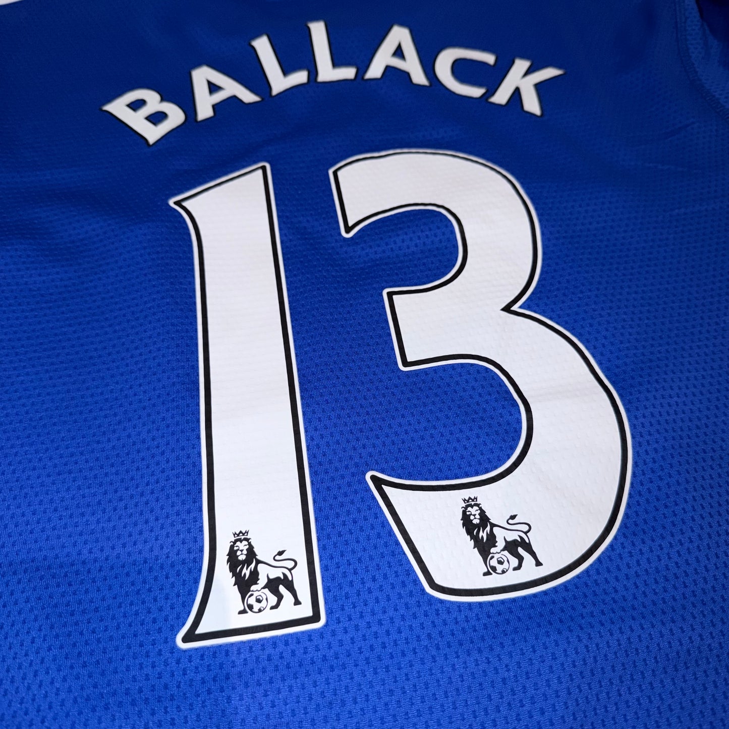 Chelsea 09/10 Local #13 Ballack L