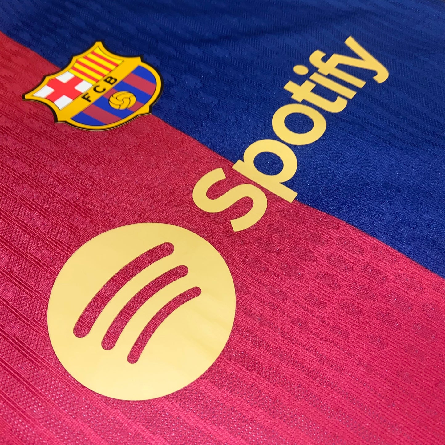 Barcelona 24/25 Local Player Version #19 Lamine Yamal S