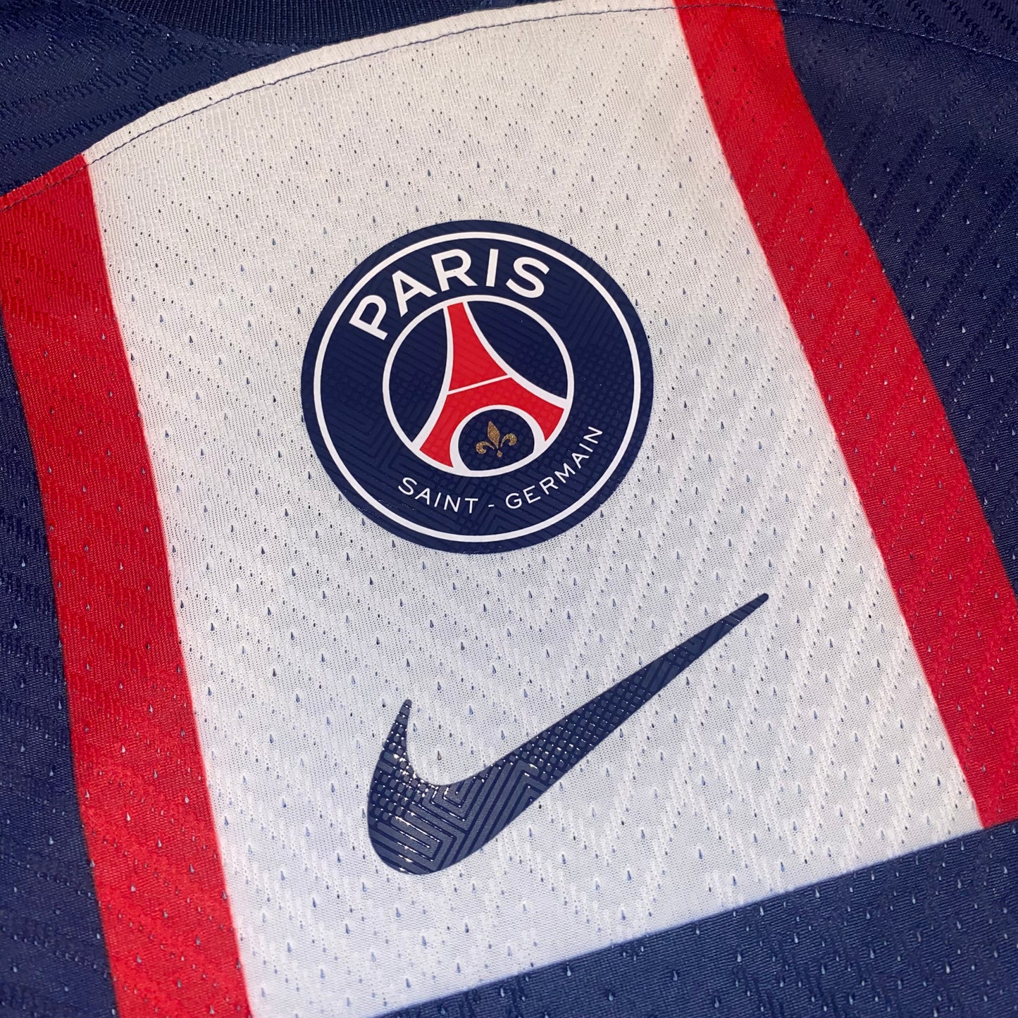 PSG 22/23 local #7 Mbappe Player Version S