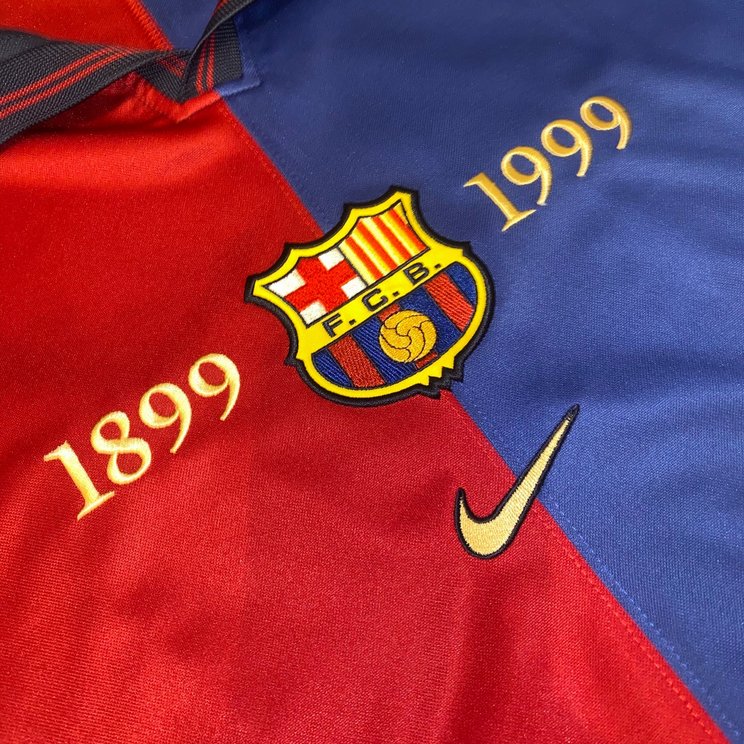 Barcelona 99/00 Local Remake 2004 S