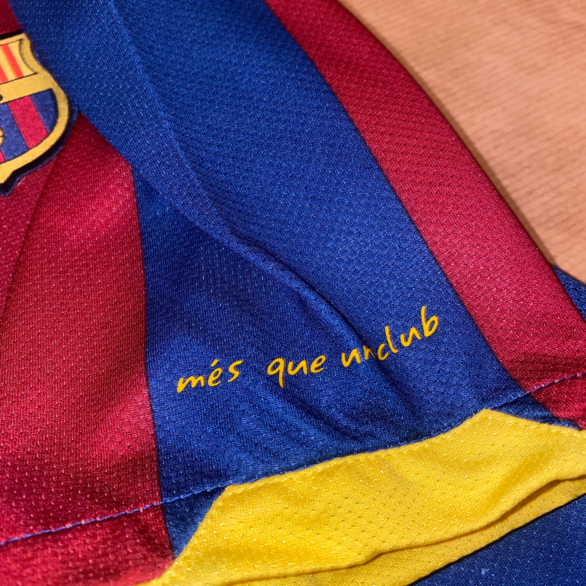 Camisera-FC Barcelona 10/11 Local niño