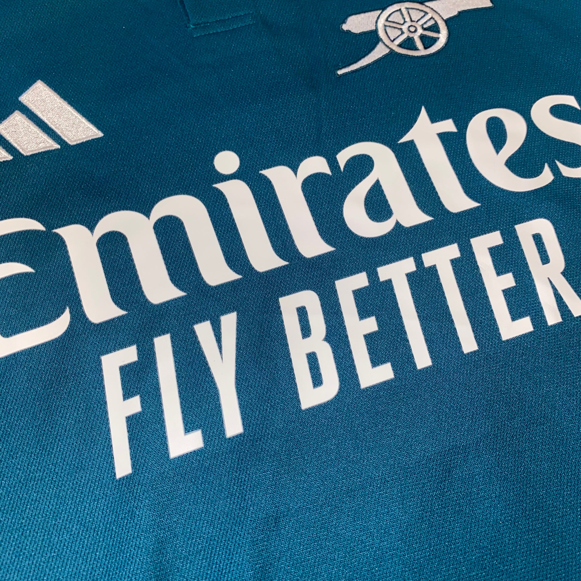 Camiseta Arsenal 23/24 Odegaard alternativa