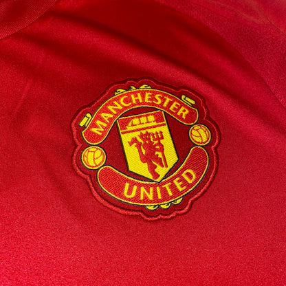Camiseta Manchester United 24/25 Mainoo local