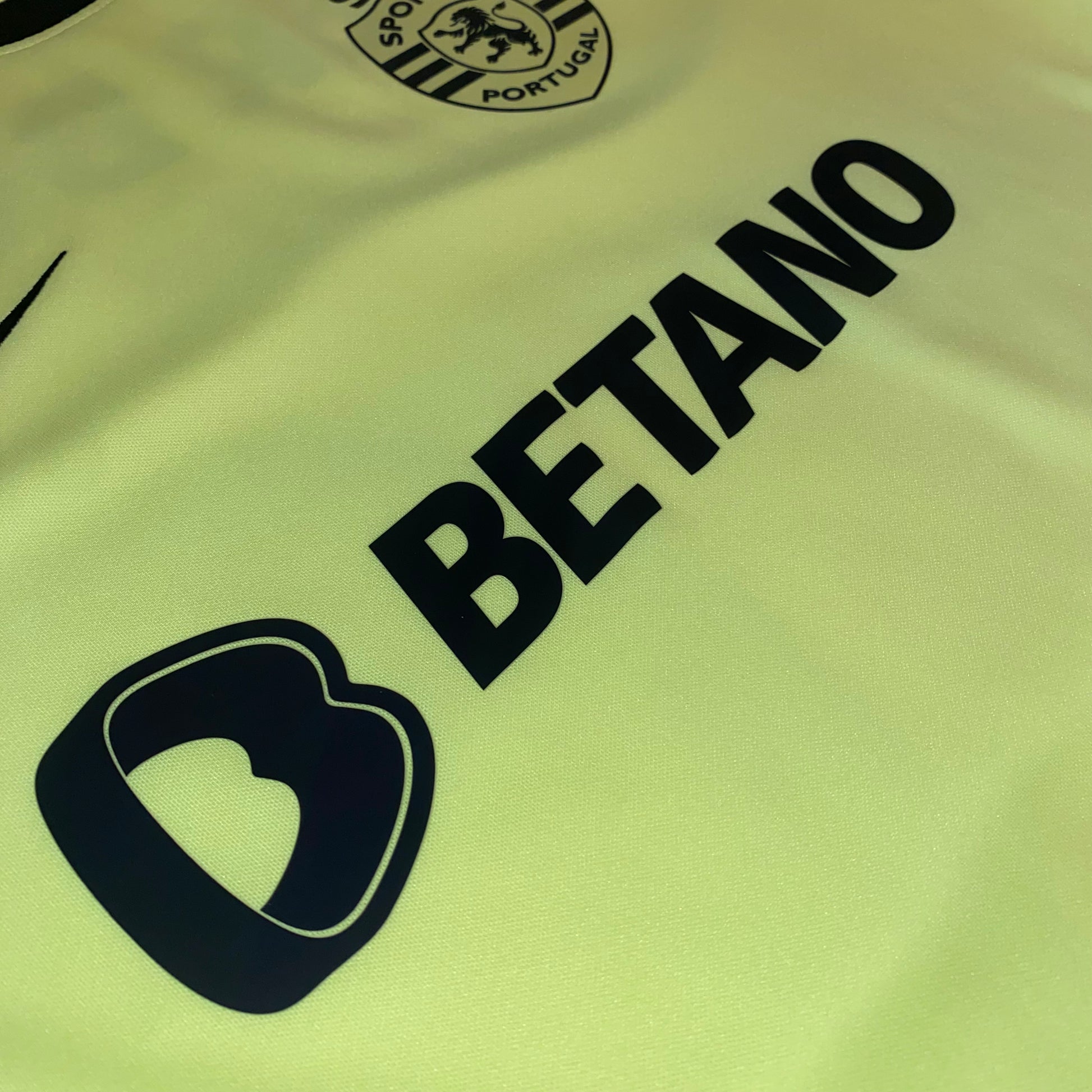 Camiseta Sporting CP 21/22 visitante