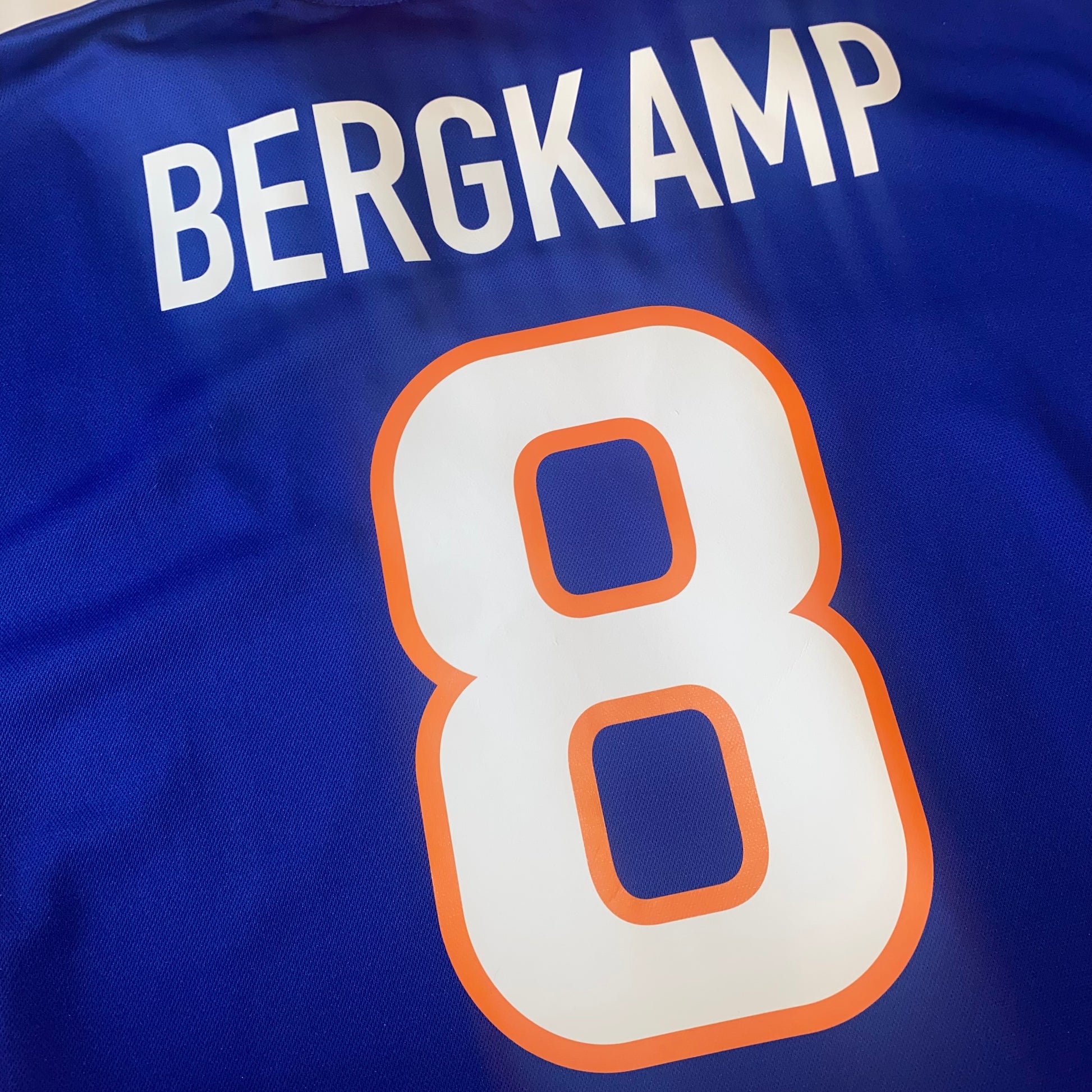 camiseta retro Países Bajos 1998 Bergkamp original