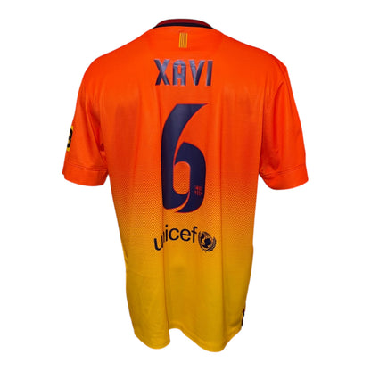 Barcelona 12/13 Visitante #6 Xavi M