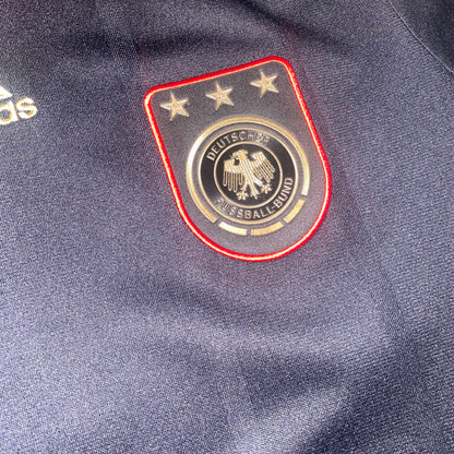 Alemania 2010 Visitante #8 Ozil M