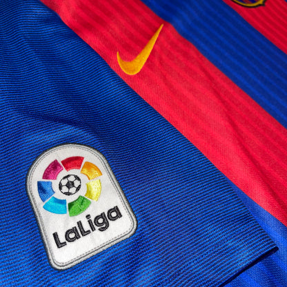 Barcelona 16/17 Local #10 Messi M
