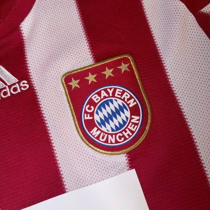 Bayern Munich 10/11 Local #7 Ribery M