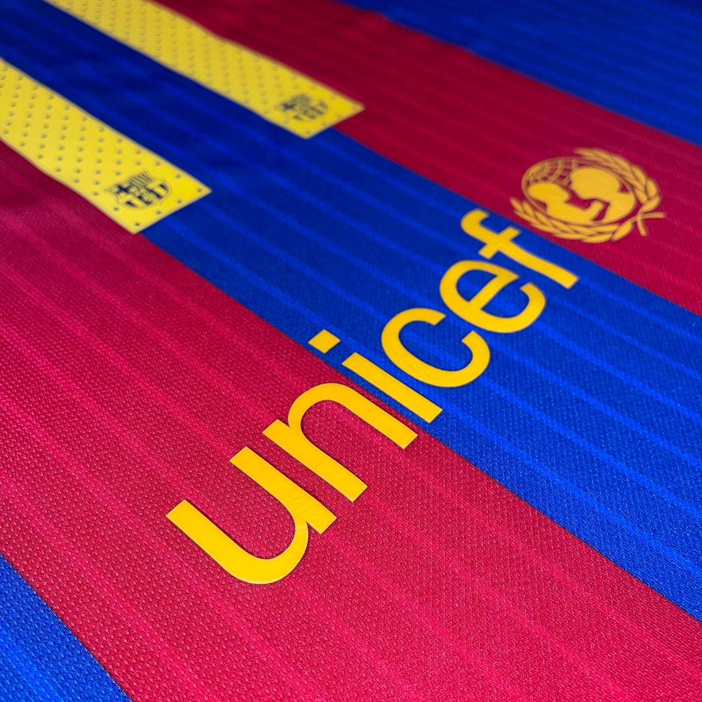 Barcelona 16/17 Local #11 Neymar M