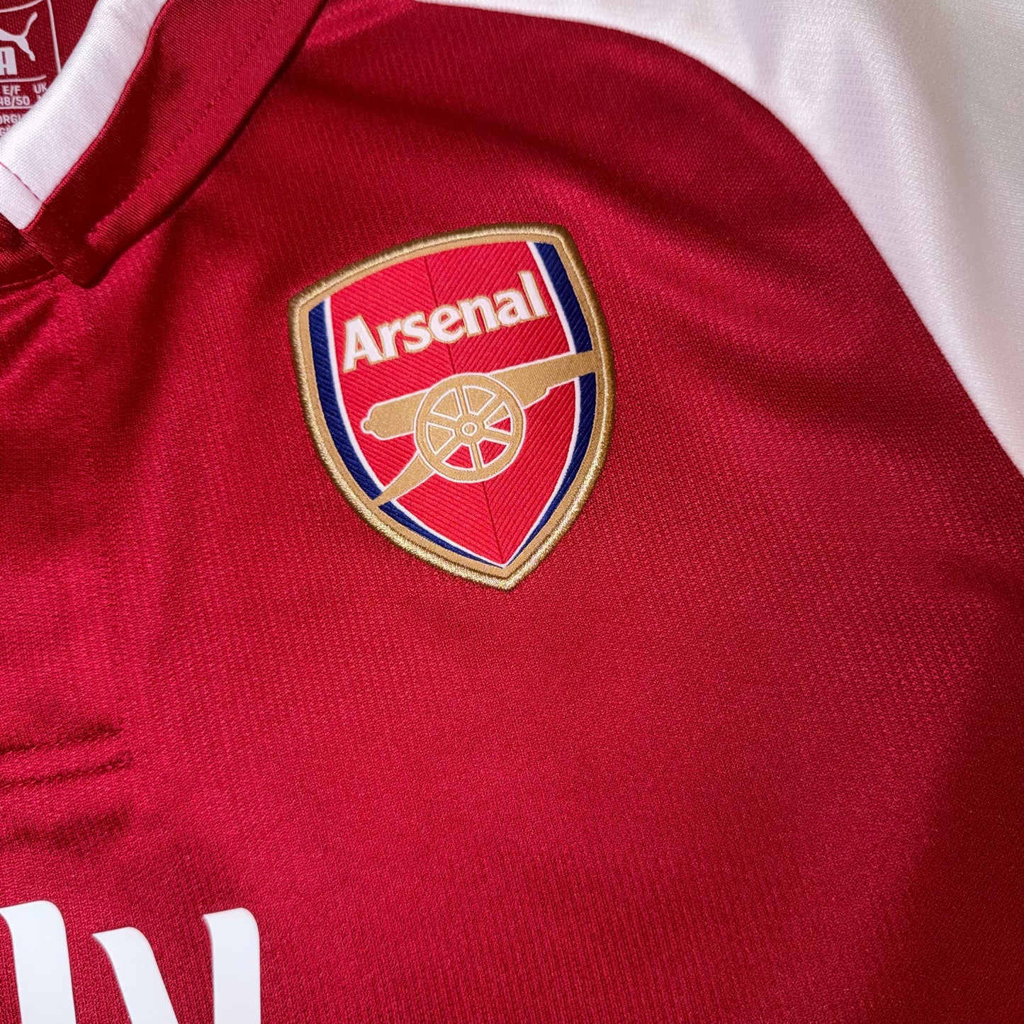 Arsenal 17/18 Local #11 Ozil M