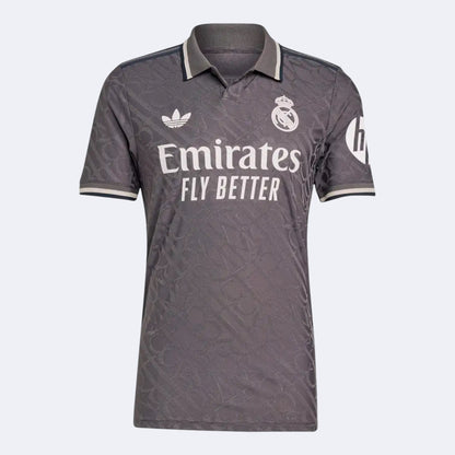 Real Madrid 24/25 Alternativa Player Version #5 Bellingham L