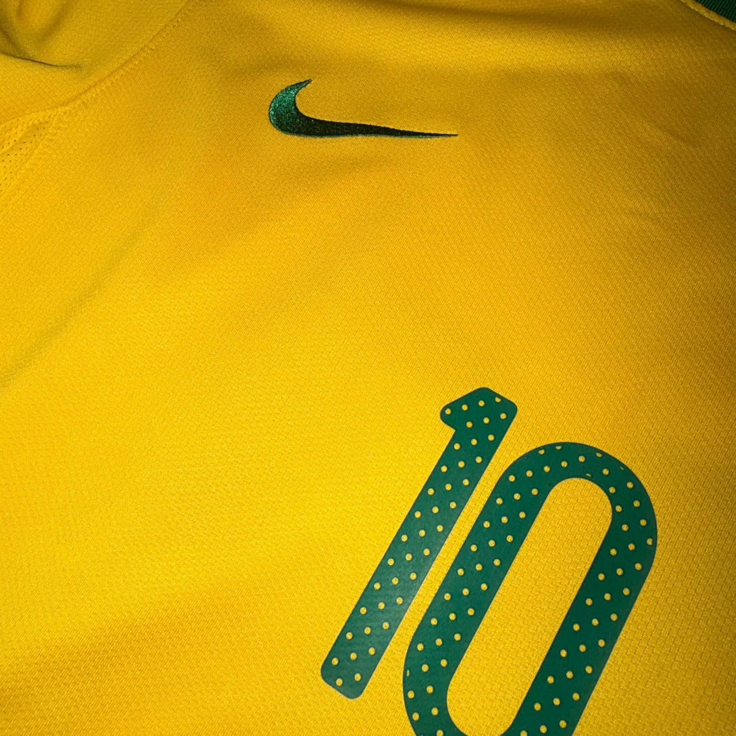 Brasil 2010 Local #10 Ronaldinho M