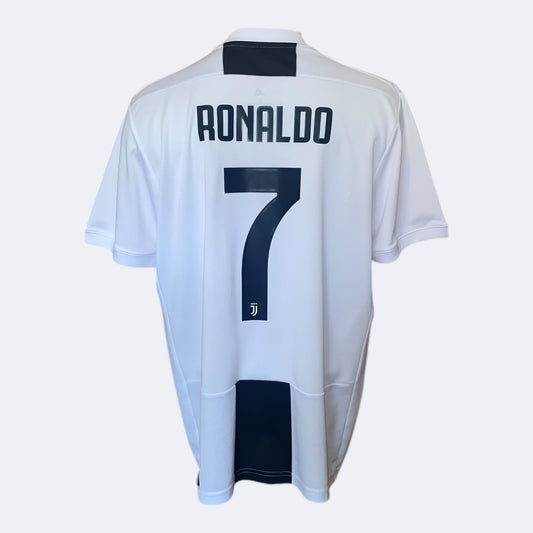 Juventus 18/19 Local L