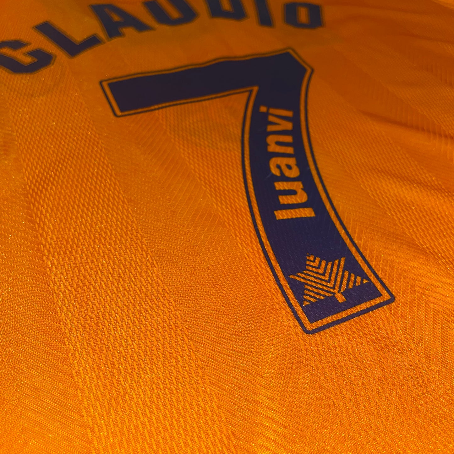 Valencia 98/00 Visitante #7 Claudio L