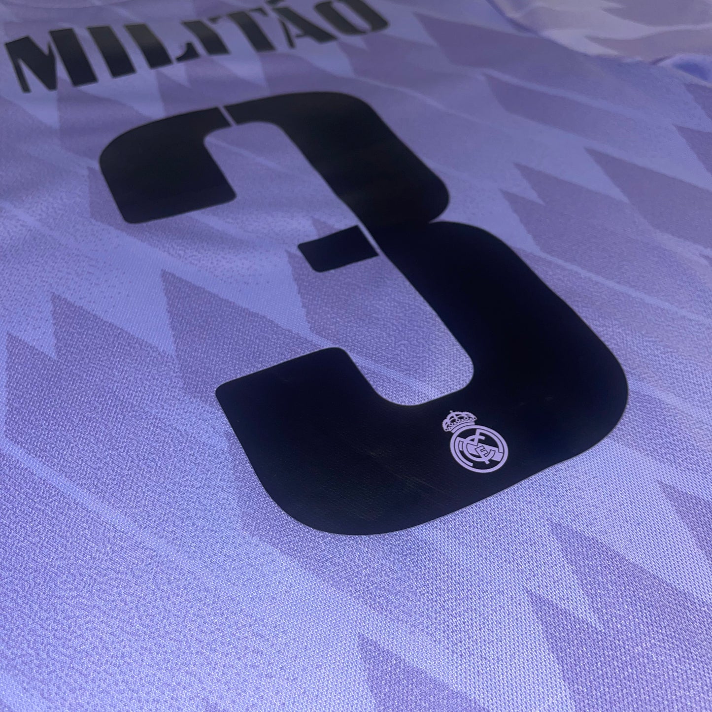 Real Madrid 22/23 Visitante #3 Militao M