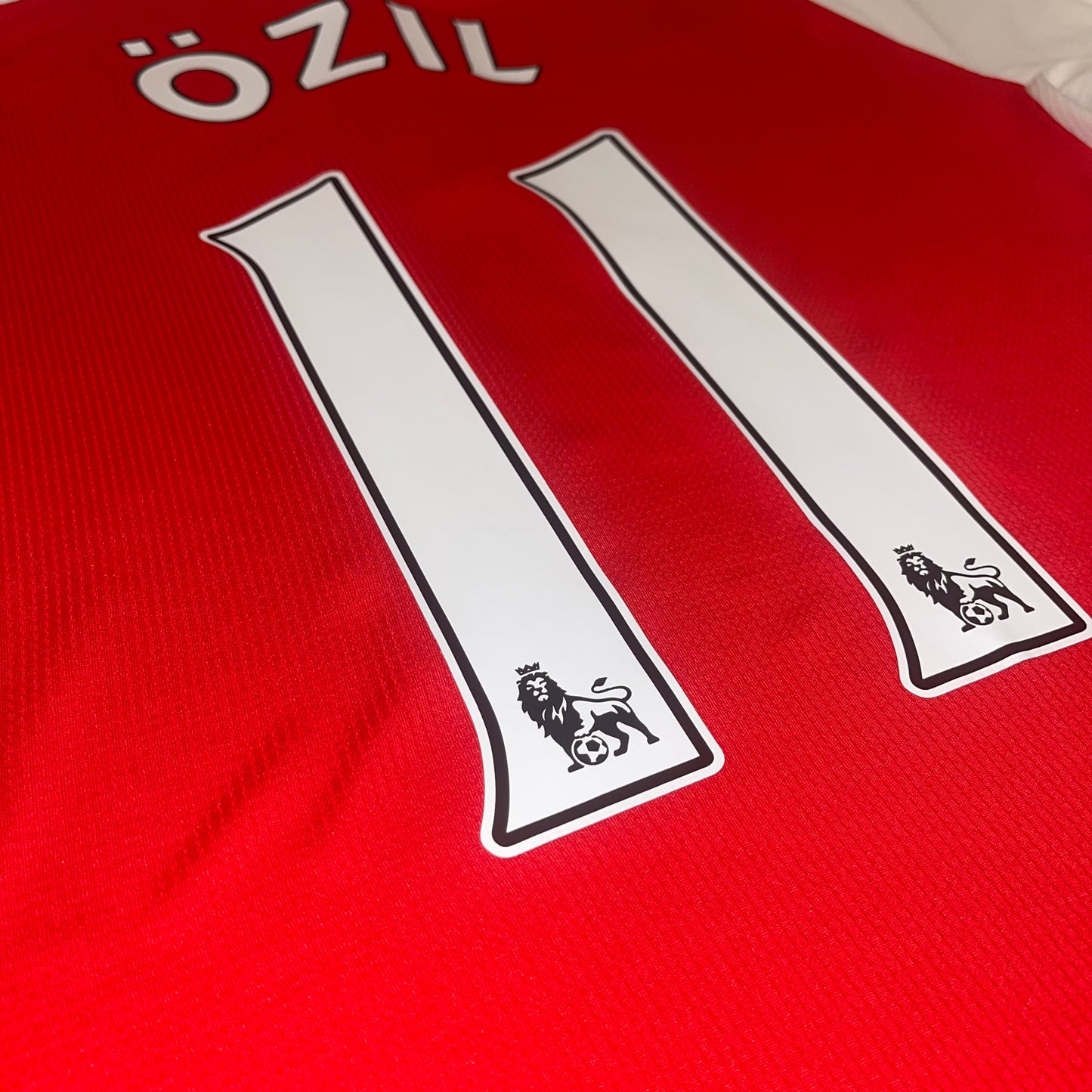 Arsenal 15/16 Local #11 Ozil M