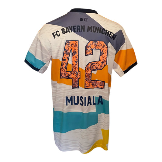 Bayern Munich 22/23 Alternativa #42 Musiala M