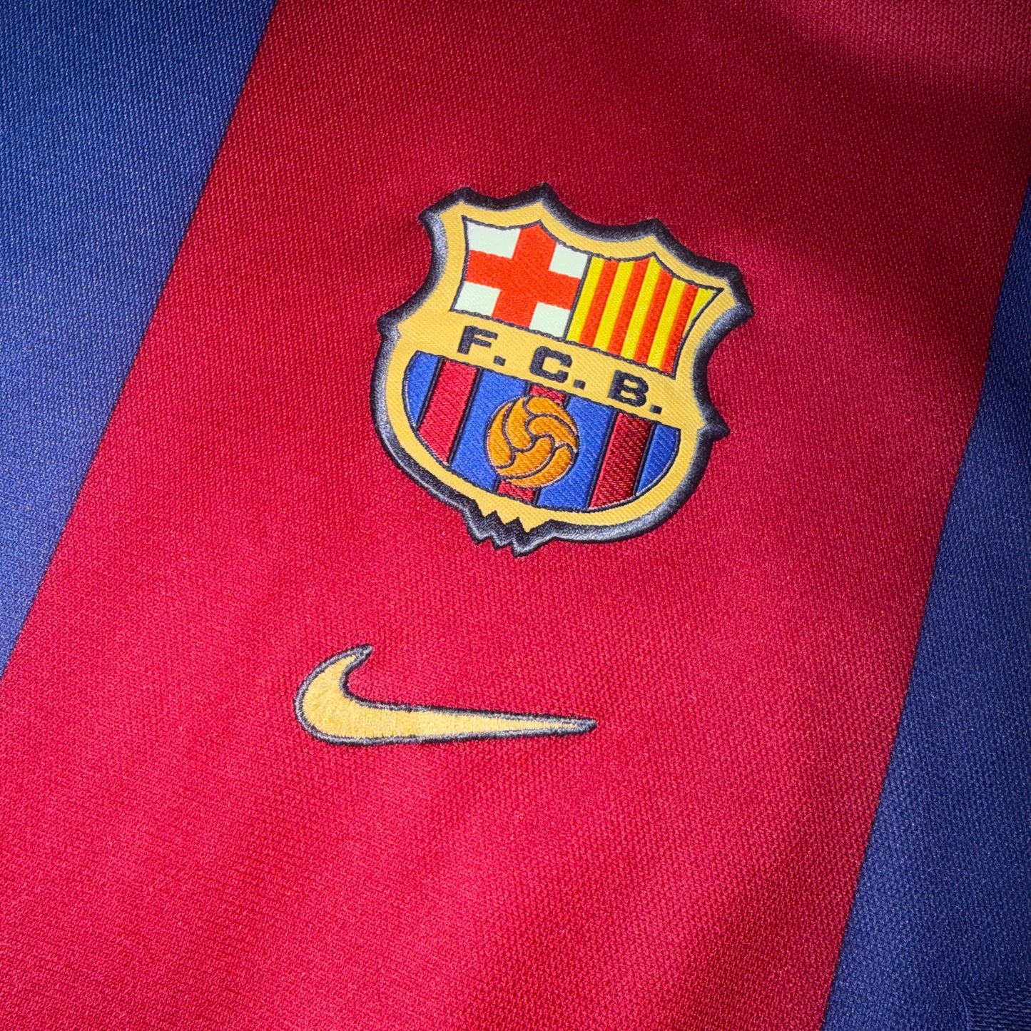 Barcelona 98/99 Local #26 Xavi L