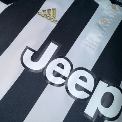 Juventus 17/18 Local #10 Dybala M