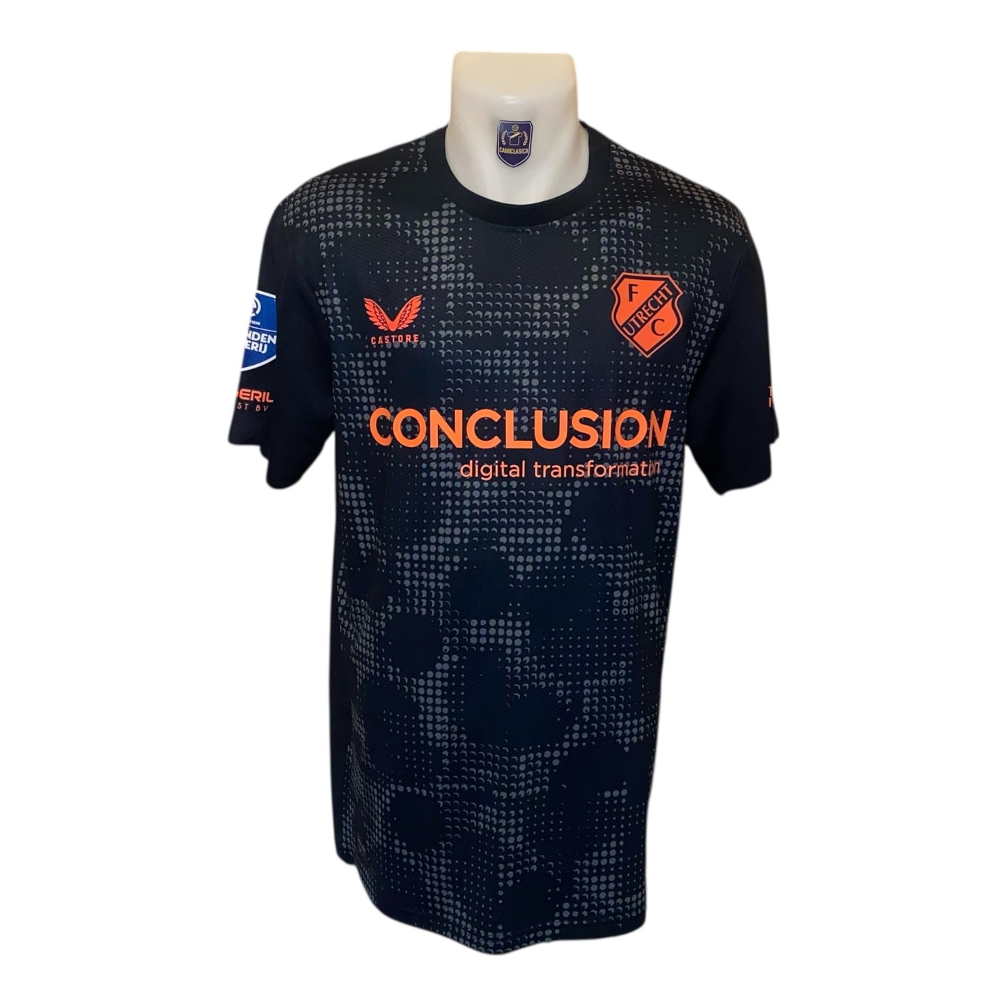 Utrecht 24/25 Visitante #20 Cathline M