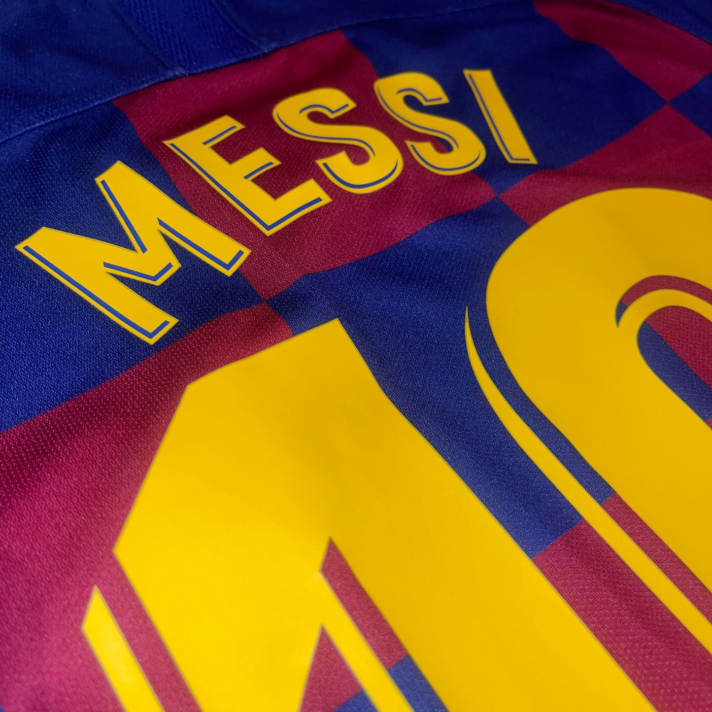 Barcelona 19/20 Local #10 Messi L