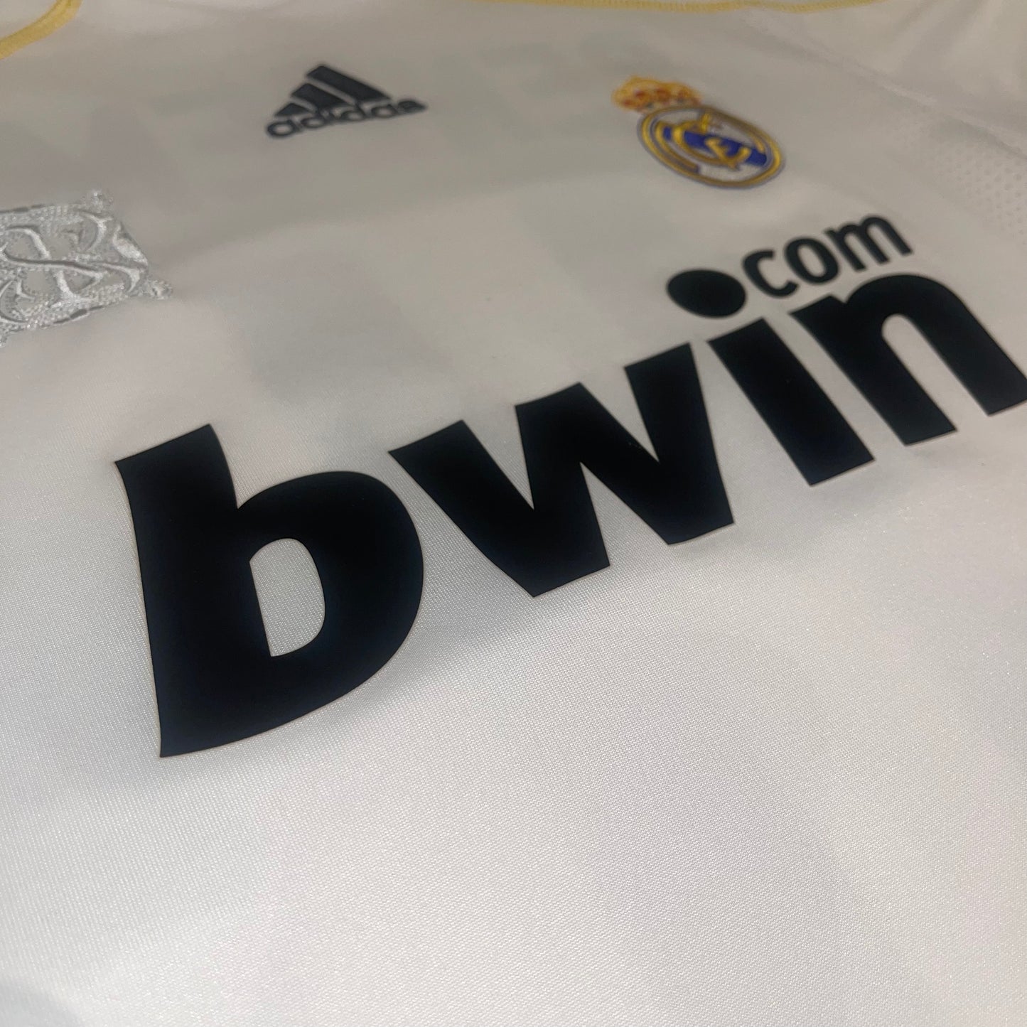 Real Madrid 09/10 Local #11 Benzema M