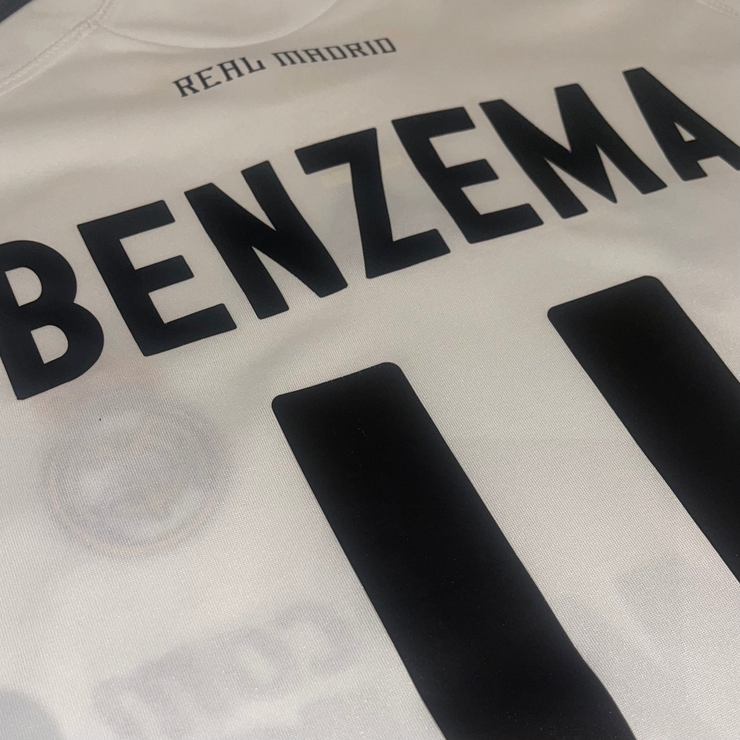 Real Madrid 09/10 Local #11 Benzema M