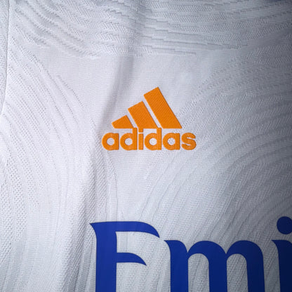 Real Madrid 21/22 Local Player Version #20 Vinicius S