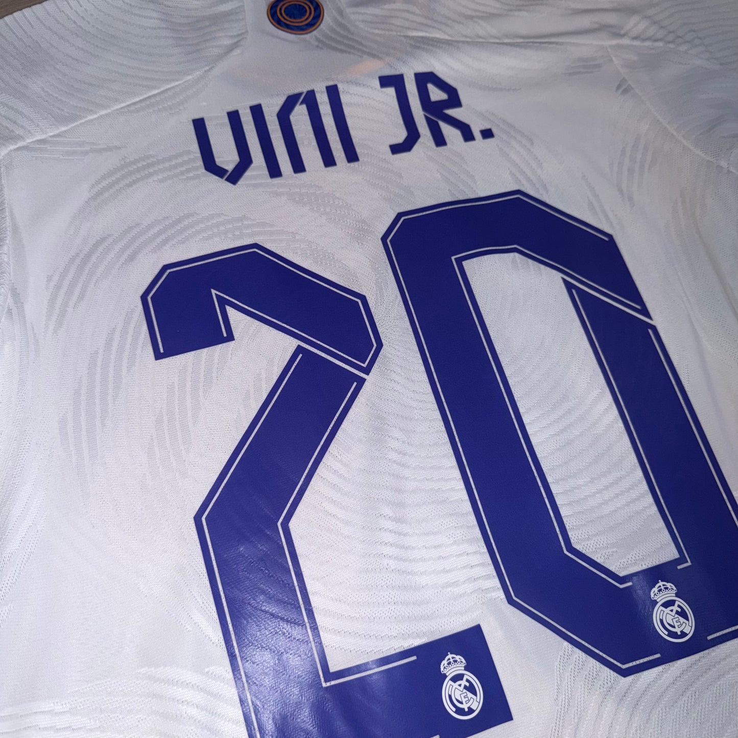 Real Madrid 21/22 Local Player Version #20 Vinicius S