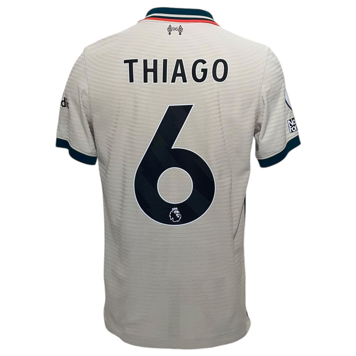 Liverpool 21/22 Visitante Player Version #6 Thiago S