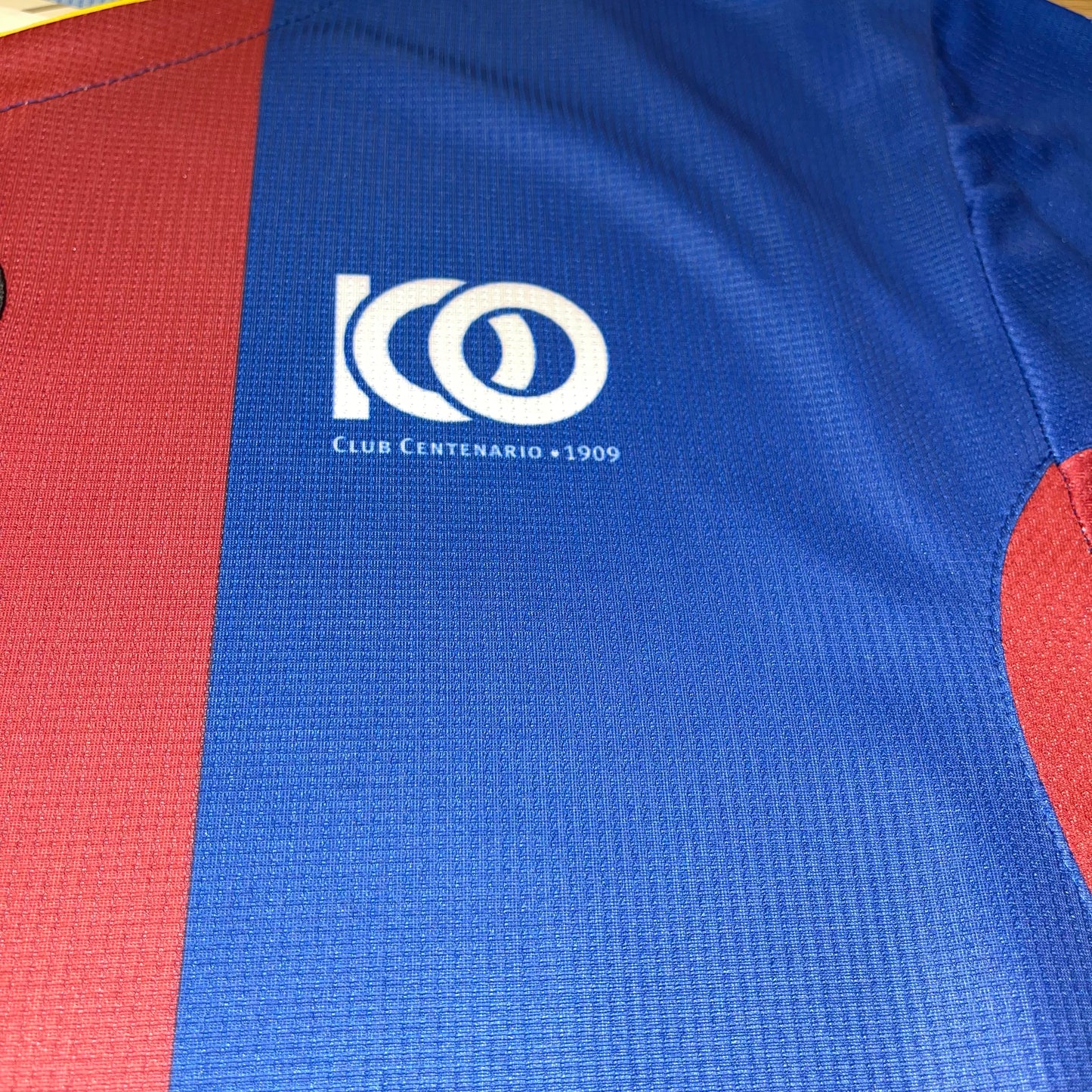 Levante 10/11 Local L