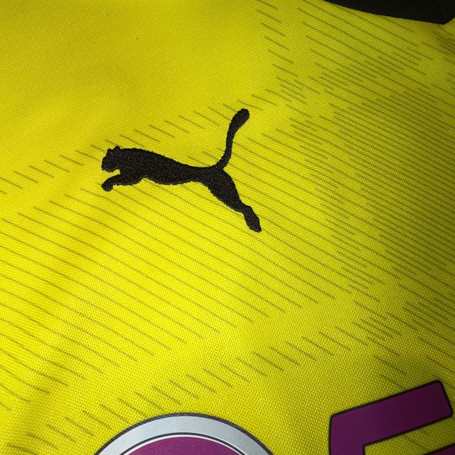 Borussia Dortmund 13/14 Local #15 Hummels L